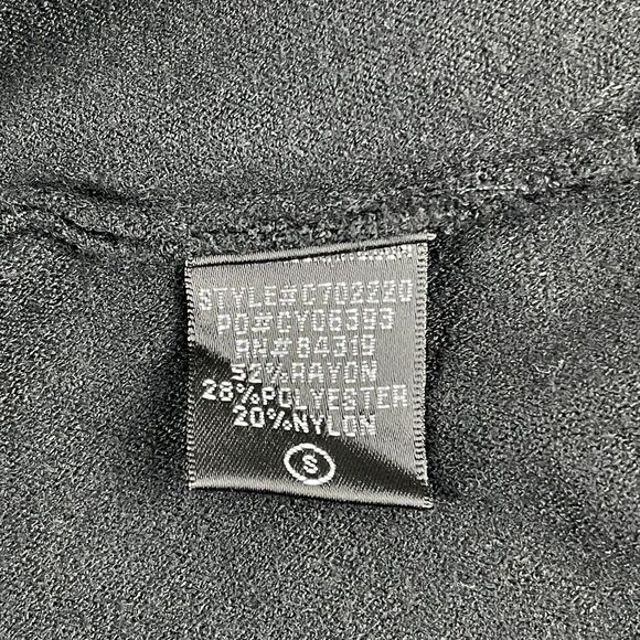 Cyrus Women's Knit Turtleneck Sweater Small Black Fringe Hem Boxy Oversized Top - Picture 11 of 11